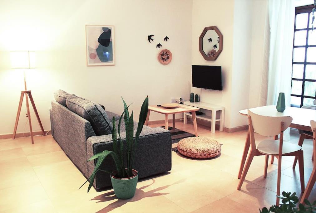 Apartment Fancy In A Historic House, Chiclana Center By C. Dreams *